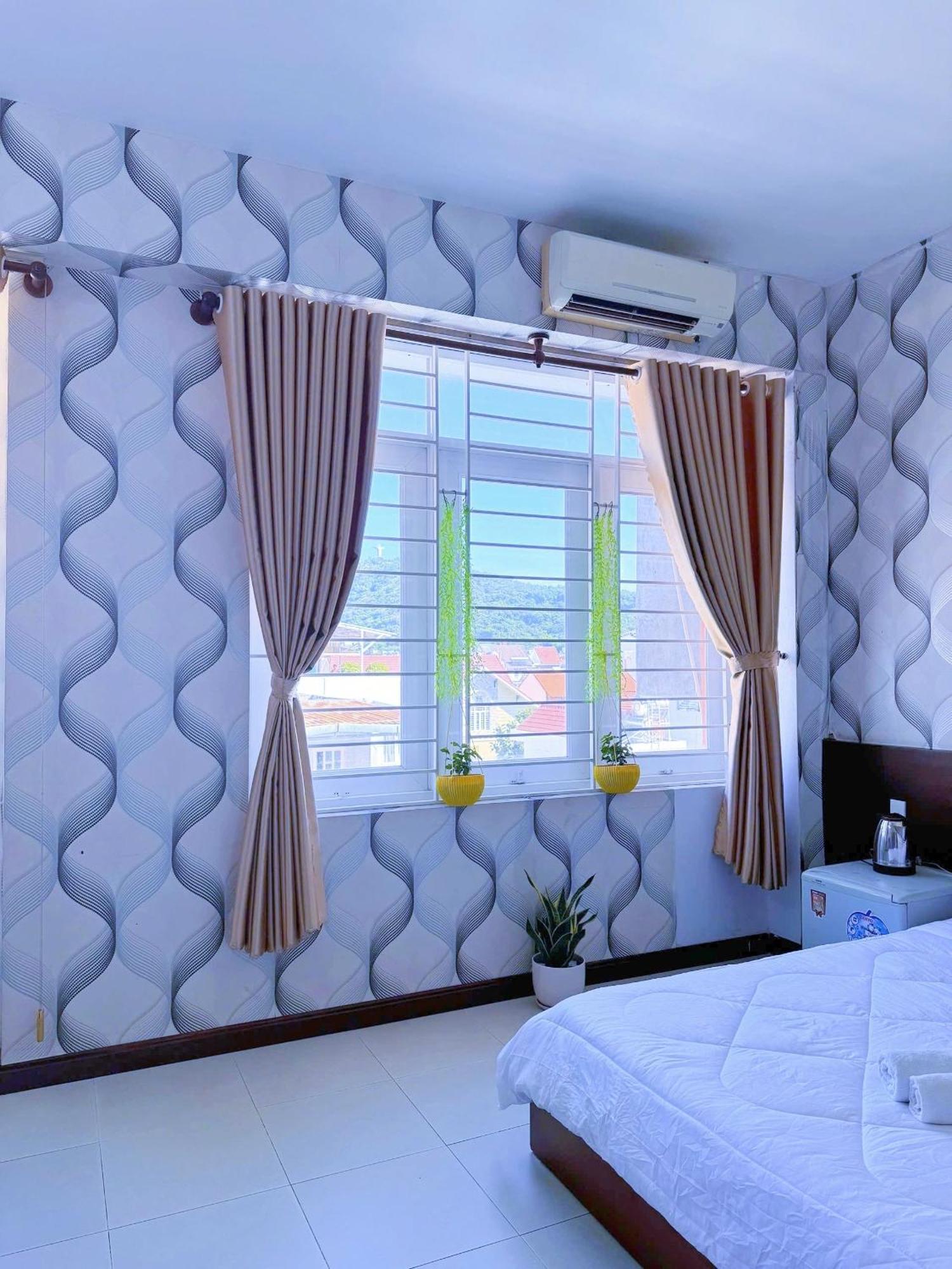 Hotel Hai Ha Vung Tau Extérieur photo